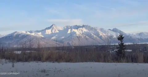 Rare View Parcel in Palmer