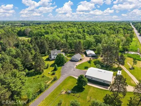 Apple Orchard Farm with Commercial Kitchen