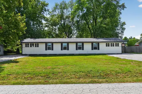 Updated 3-Bedroom Duplex
