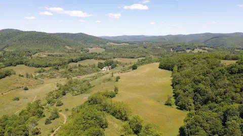Historic Farm with Farmhouse