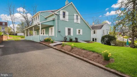 Charming Souderton Duplex Opportunity