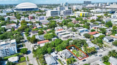 Vacant Lot Near Brickell