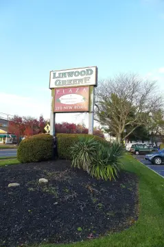 Linwood Retail/Office Space Available