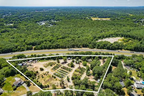 Howell, NJ Commercial Property