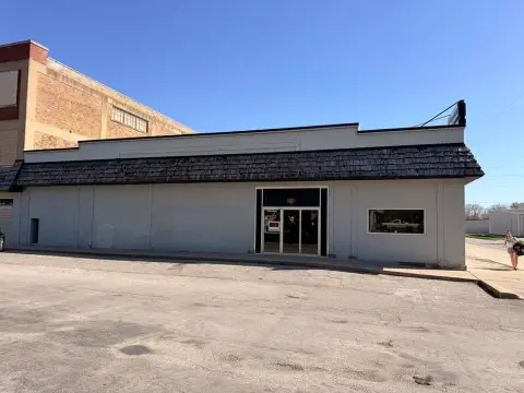 Split Auto Shop with Office