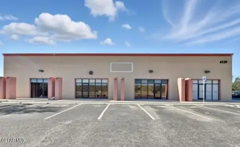Flex Space with Garage Door