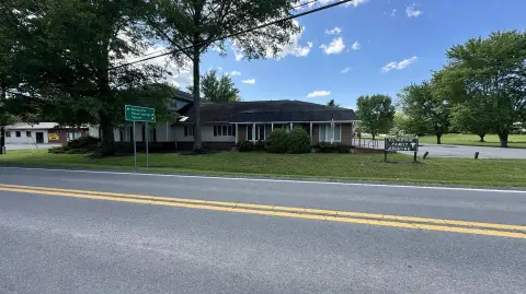 Versatile Commercial Building in Alderson