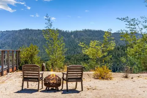 Serene Mountain Land with Panoramic Views