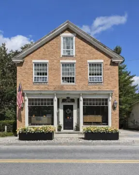 Prime Commercial Space in Manchester