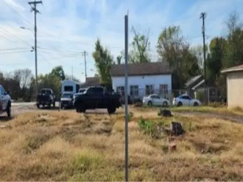 Commercial Lot with Dual Access