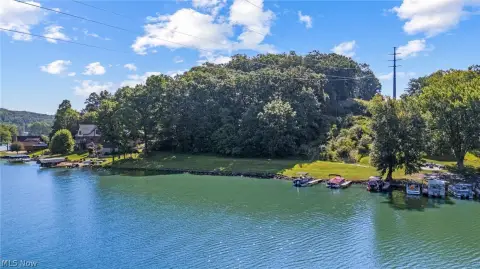 Lakefront Lots on Lake Mohawk