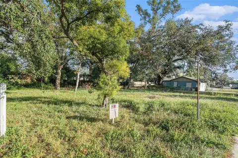 Prime Vacant Commercial Land