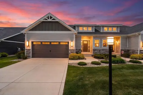 Ranch Townhome with Finished Basement