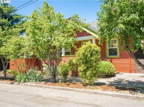 Side-by-Side Craftsman Duplex