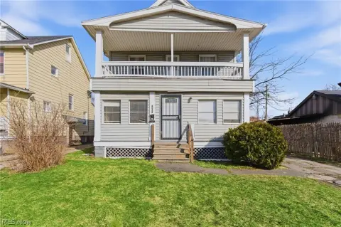 Cleveland Duplex: Investment Opportunity