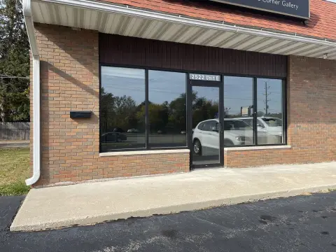 Office Unit with Flexible Layout