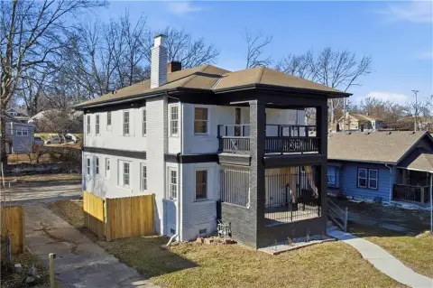 Duplex Investment Opportunity in Kansas