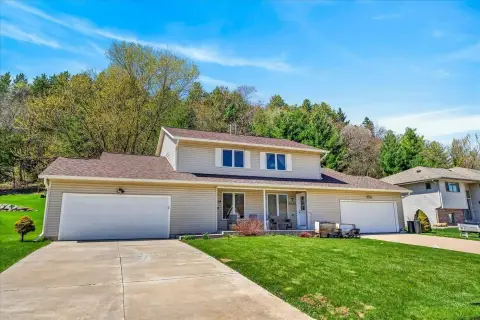 Cross Plains Duplex with Garages