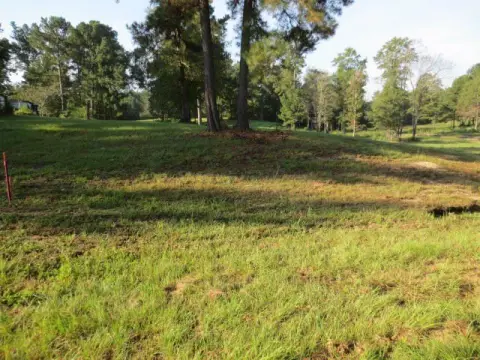 Ellisville Acreage in Highlands Subdivision