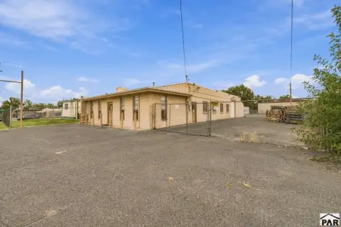 Flex Space with Fenced Yard