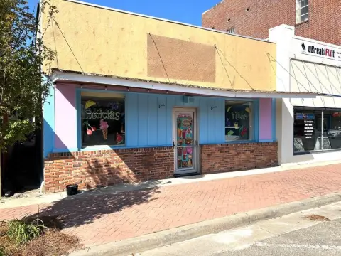 Downtown Adel Commercial Opportunity