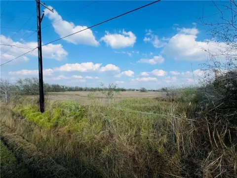 Vacant Commercial Land Tract