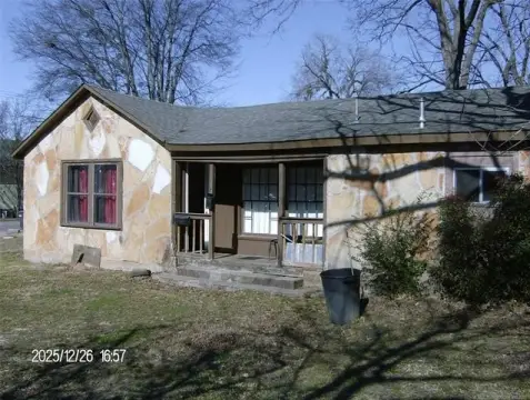 Tahlequah Duplex: Investment Opportunity