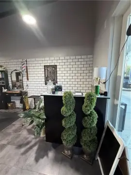 Salon Retail Suite