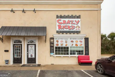 Versatile Commercial Space in Blackshear