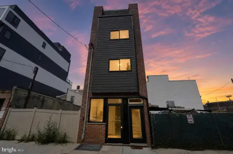 Contemporary Triplex with Storefront