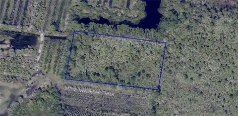 Residential Land in Malabar, FL