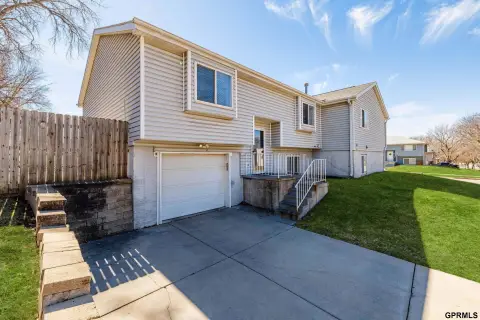 Split-Foyer Duplex with Garages