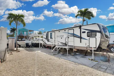 Canal-Front Waterfront Land