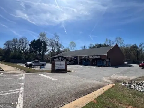 Retail/Office Suites Near I-75