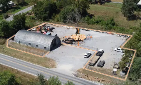 Warehouse with Fenced Yard