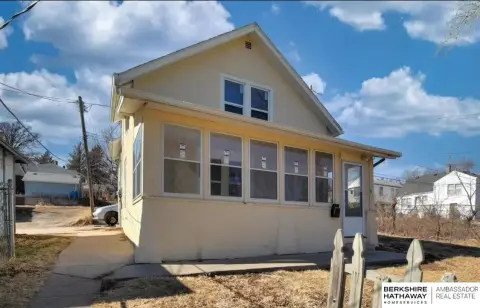 Duplex With Detached Garage