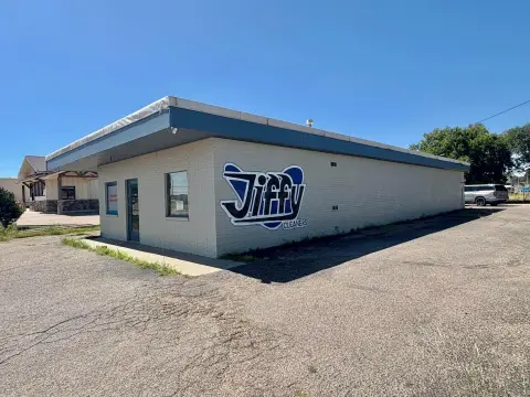 Established Dry Cleaning Business Opportunity