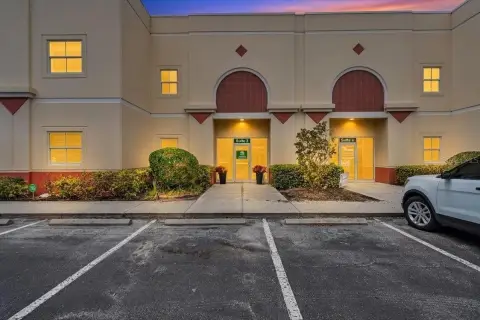 Flex Space with Warehouse Area