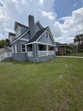 Residential Income Triplex Property