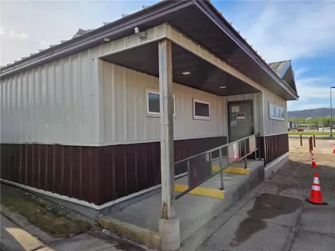 Downtown Rushford Office-Retail Opportunity