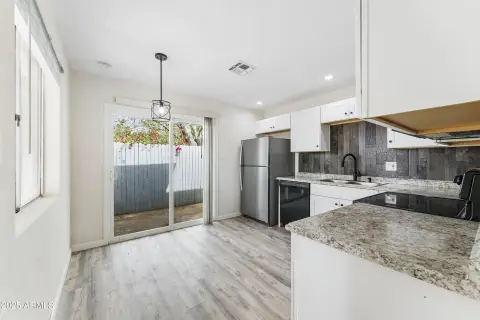 Phoenix Multifamily Property for Sale