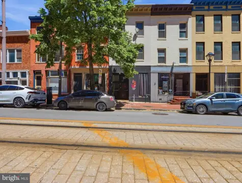 Mixed-Use Three-Unit Building