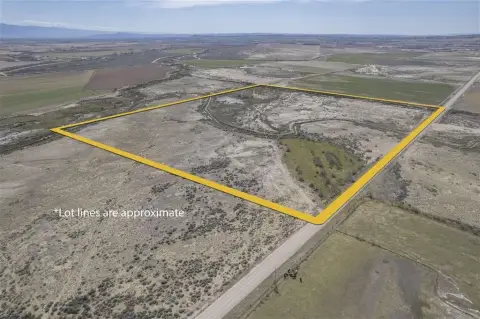 Wyoming Land with Mountain Views