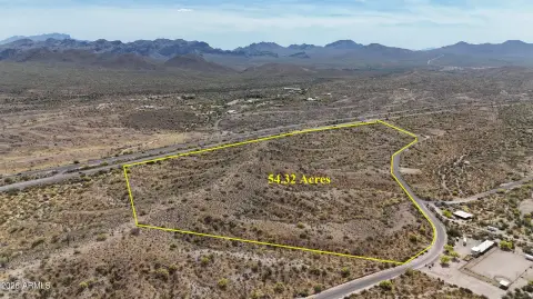 54 Acres in Goldfield Ranch