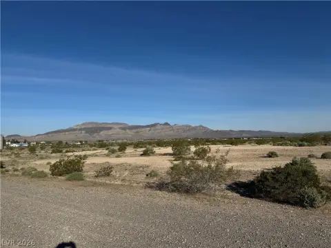 Residential Lot in Growing Pahrump