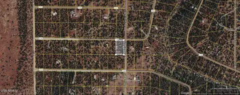 Land in Vernon, Arizona