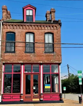 Mixed-Use Building with Hair Salon