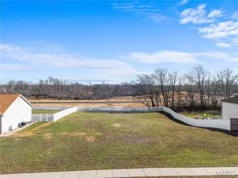 Residential Lot in Waterloo, IL