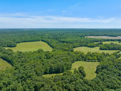 Kentucky Hunting and Agricultural Land