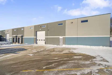 Slinger Warehouse Near Highways 41/45